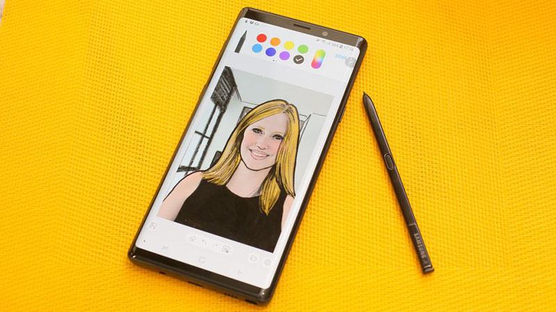 Samsung được cấp bằng sáng chế cho phép lớp phủ màn hình tự phục hồi khi cần thiết