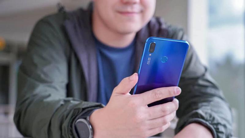Huawei Nova 3i mang tới một lựa chọn thú vị mới trong phân khúc tầm trung