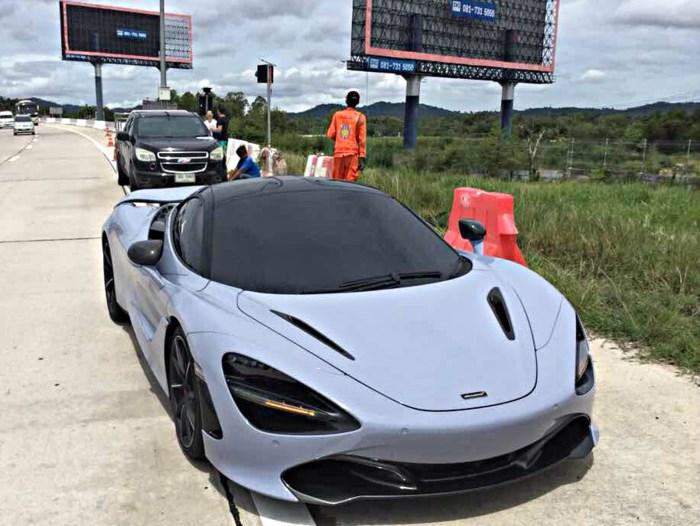 Siêu xe Mclaren 720s - một trong ba chiếc xe đắt nhất xuất hiện trên đường phố Thái Lan
