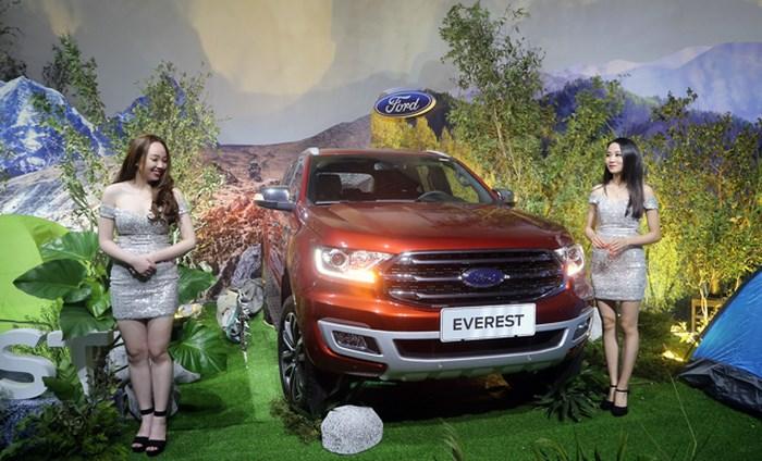 SUV 7 chỗ ngồi Ford Everest 2018 chốt giá hơn 1,1, tỷ đồng tại Việt Nam