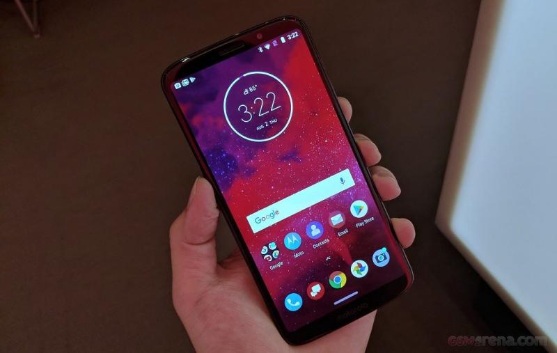 Motorola trình làng Moto Z3 với khả năng kết nối mạng không dây tốc độ cao 5G
