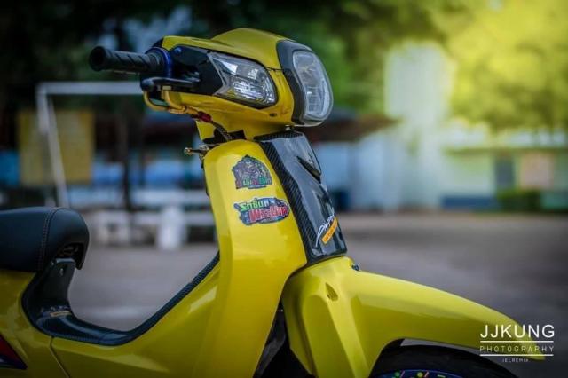 Chiêm ngưỡng Cub Fi độ nhiều món đồ chơi kiểng cùng dàn áo vàng chói loá