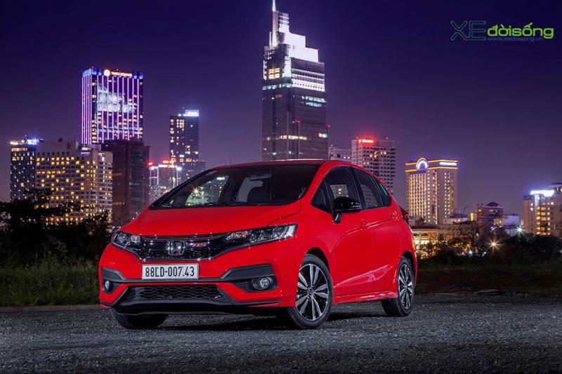 Đánh giá Honda Jazz RS: Không gian bên trong xe “thông minh” cực kỳ linh động