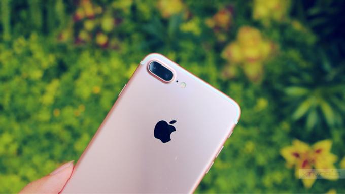 IPhone 7 Plus 32GB có giá 'cực shock': Thời điểm vàng để sở hữu ngay