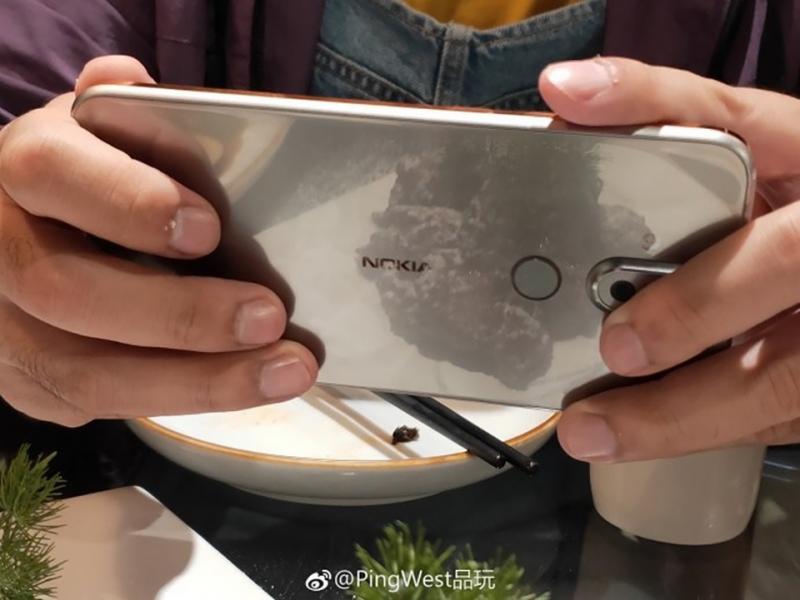 Rò rỉ hình ảnh thực tế của Nokia 7.1 Plus với tùy chọn màu sắc mới