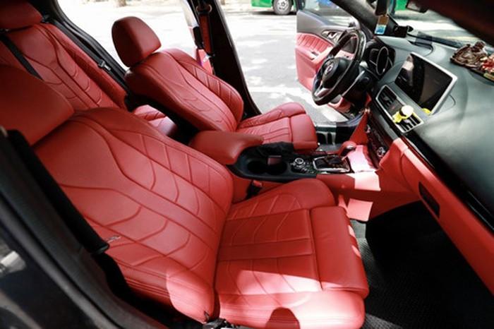 Thợ Việt ‘lột xác’ nội thất Mazda3 theo phong cách xe sang