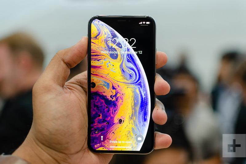 Trên tay iPhone XS: Nhỏ nhưng sẽ là lựa chọn hấp dẫn nhất cho người dùng