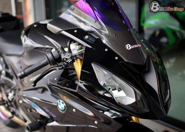 BMW S1000RR độ kiểng đầy nổi bật mang phong màu cách Titanium