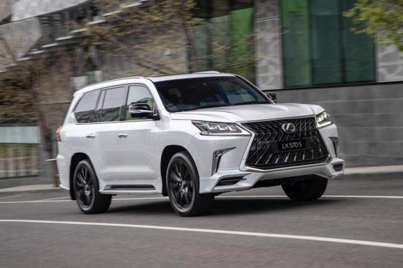 Lexus LX570 S 2019 ra mắt lần đầu sau thời gian dài "thả thính", giá từ 2,76 tỷ VNĐ