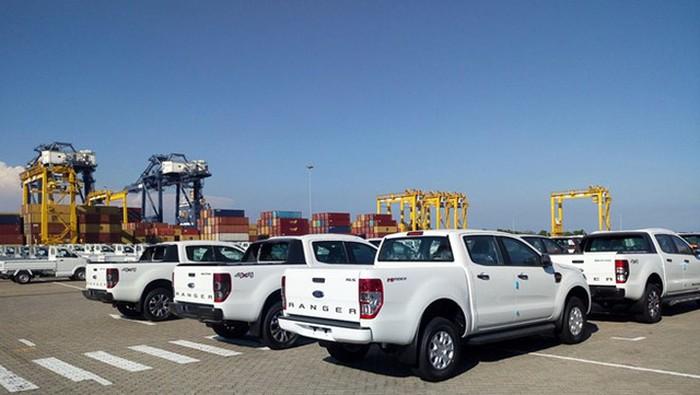 Doanh số xe bán tải tiếp tục giảm mạnh: Thị trường cạnh tranh khắc nghiệt hay sự bấp bênh trong chính sách