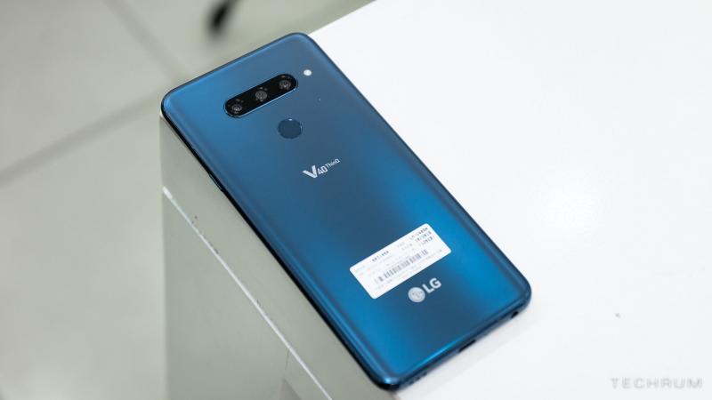 Những chiếc LG V40 ThinQ đầu tiên đã về Việt Nam, giá 17,9 triệu đồng