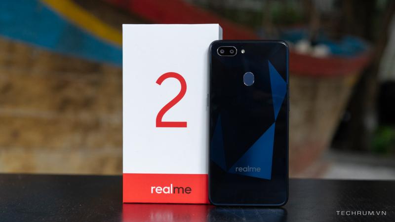 Mở hộp Realme 2 chính hãng: Thiết kế đẹp mắt, CPU Snapdragon 450, pin 4.230mAh, giá dưới 5 triệu