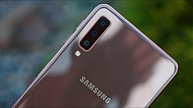 Tổng hợp những điểm số hiệu năng ấn tượng của Samsung Galaxy A7 2018