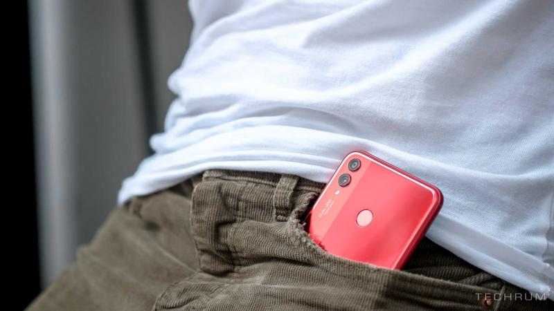 Trên tay Honor 8X: thiết kế đẹp, camera kép với 3 lựa chọn màu sắc