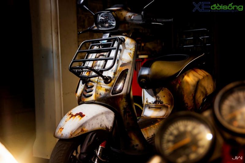 Chiêm ngưỡng Vespa Sprint mang thân hình gỉ sét cực kỳ độc đáo