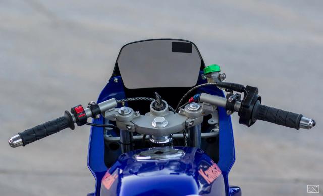 Kawasaki Kips 150 độ: ông vua 2 thì hồi sinh với dàn chân đầy ma mị