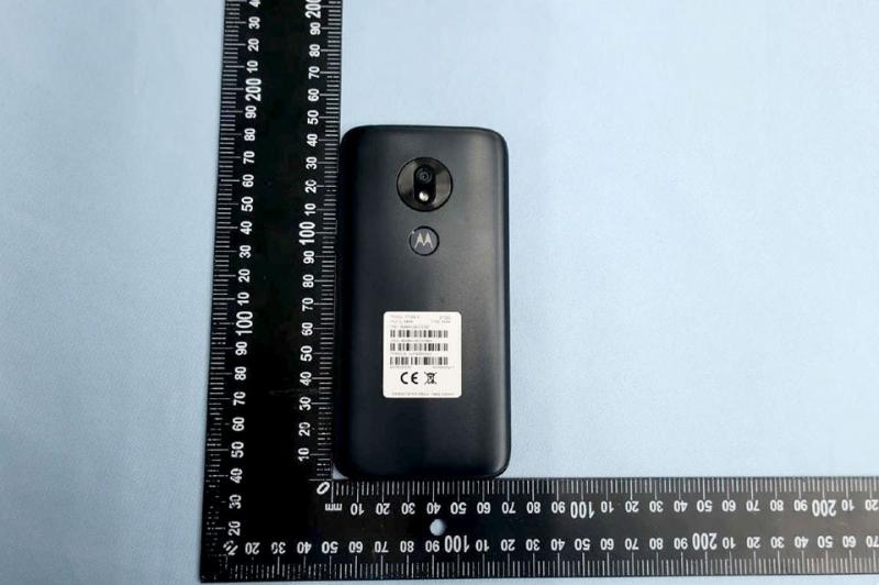 Moto G7 Play được FCC chứng nhận với notch khá lớn, bezel dưới dày. camera đơn phía sau