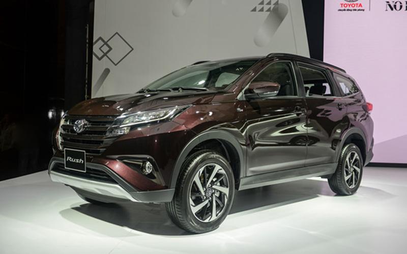 Ôtô nhập khẩu hơn 400 triệu đổ xô về Việt Nam nhưng vẫn khan hàng