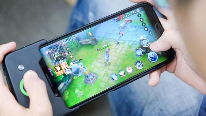 Smartphone trang bị 12GB RAM sẽ xuất hiện vào năm sau, tốc độ chip nhớ tăng đáng kể!