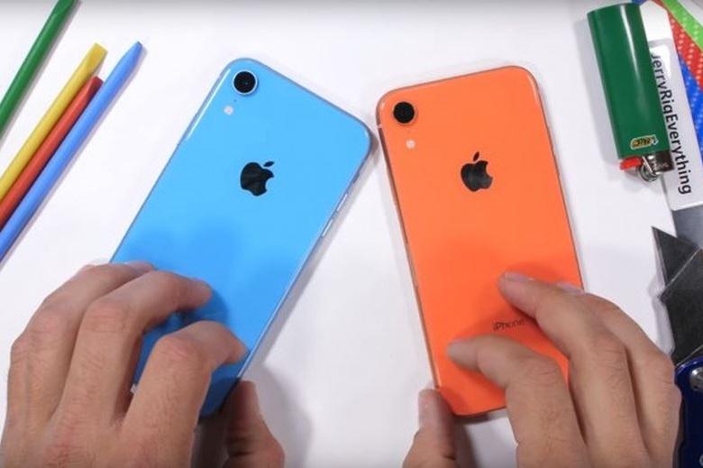 LG V40 ThinQ hay iPhone XR đáng mua trong tầm giá 16 triệu đồng?