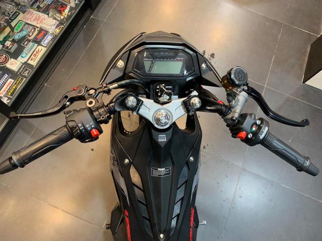 Sonic 150 độ sở hữu dàn chân xuất xứ từ xứ sở hoa anh đào