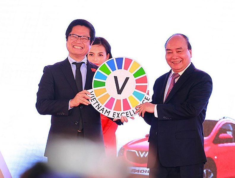 Nhìn lại toàn cảnh lễ ra mắt xe VinFast tại Hà Nội