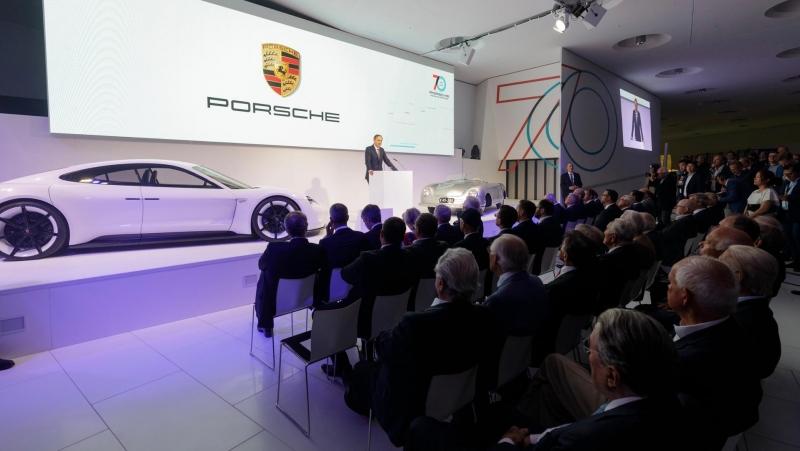 Xe Taycan là một trong những dự án tạo ra việc làm lớn nhất trong lịch sử Porsche