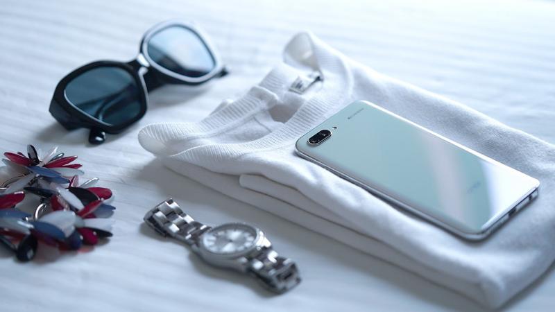 Top 6 smartphone có tùy chọn màu trắng tuyệt đẹp đáng lựa chọn dịp cuối năm