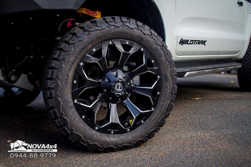 Ford Ranger Wildtrak Biturbo 2018 mạnh mẽ hơn, được hoàn thiện khả năng offroad với 300 triệu đồng