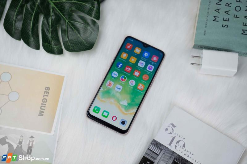 Top 3 smartphone tầm trung hấp dẫn nhất cuối năm 2018