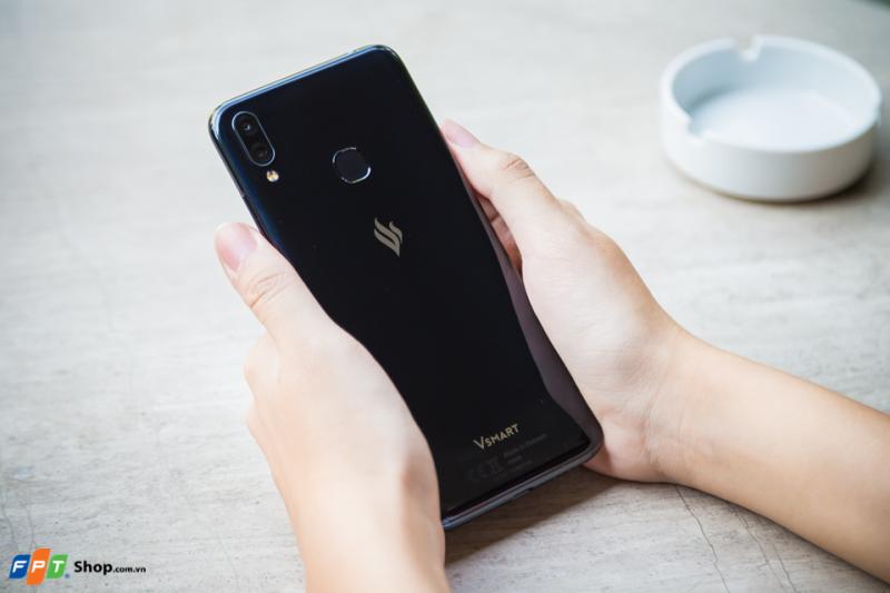 Trên tay Vsmart Joy 1+: Hoàn thiện tốt, đẹp mắt, vẫn còn một số điểm cần cải tiến