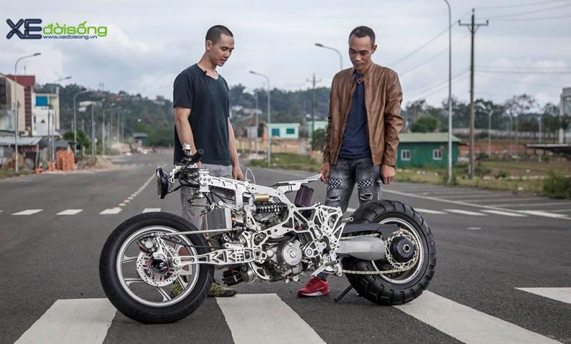 Tràng chai Bảo Lộc sáng tạo mô tô MALICUBU chỉ có một trên đời [VIDEO]