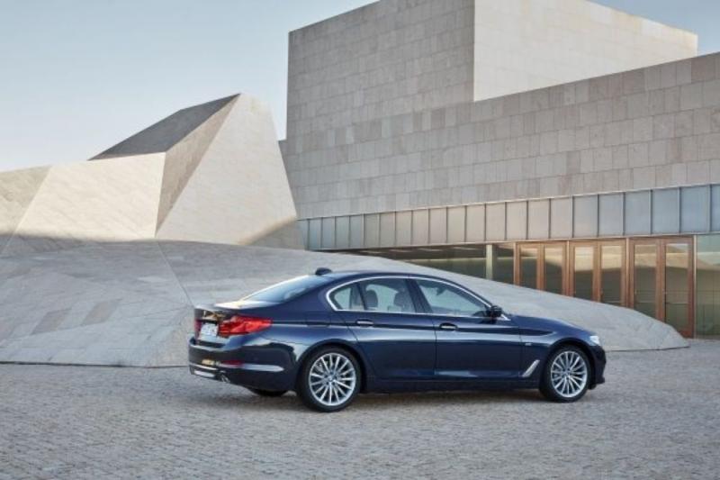 BMW 5-Series hoàn toàn mới sẽ ra mắt tại Việt Nam trong tháng 1/2019
