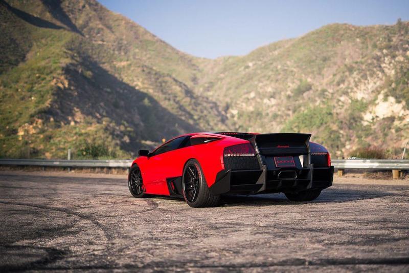 Lamborghini Murcielago độ cầu sau cùng 