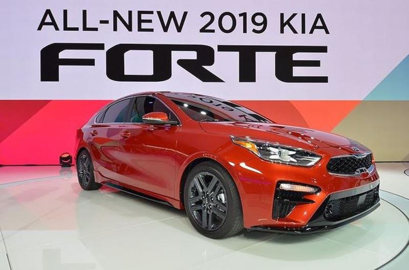 Điểm mặt 17 mẫu sedan thế hệ mới ra mắt trong năm 2018