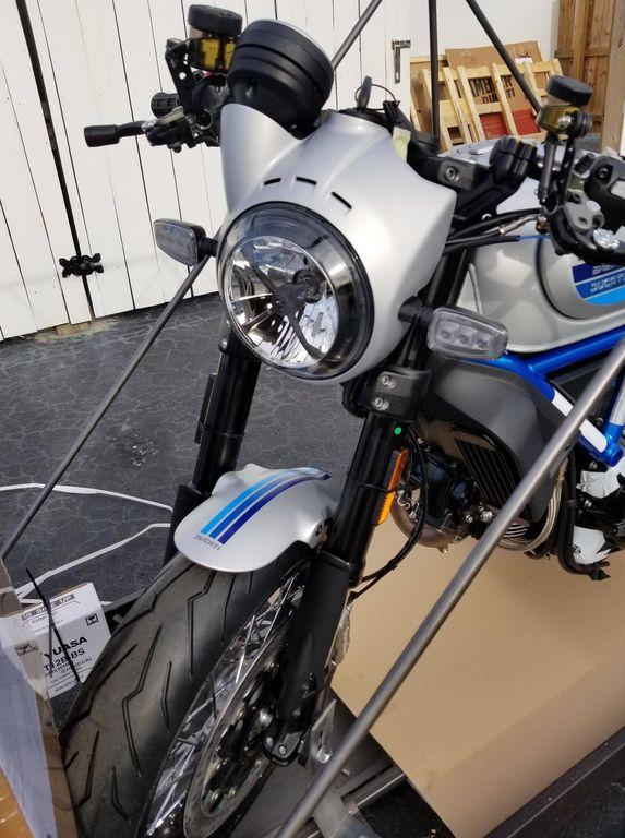 Ducati Scramler mang phong cách Cafe Racer chính thức cập bến Việt Nam