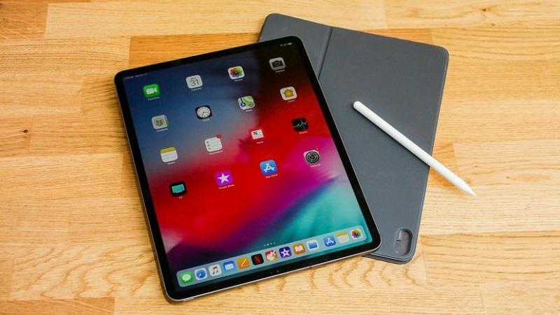 Apple lên tiếng phản hồi về tình trạng iPad Pro 2018 bị uốn cong
