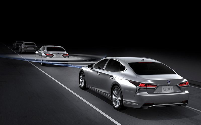 Lexus LS 500 và LS 500h 2019 chính thức được giới thiệu tại Việt Nam