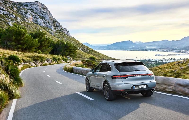 Porsche Macan S 2019 chốt giá hơn 3,6 tỷ đồng tại Việt Nam