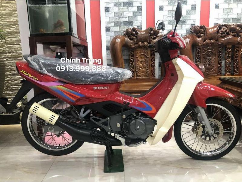 “Su xì po” Suzuki RGV 120 sản xuất từ năm 2002 mới cứng được rao bán với giá 1 tỷ đồng