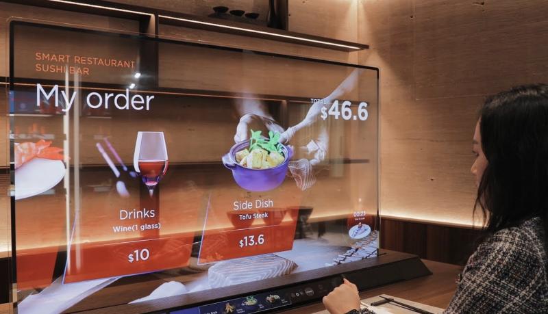 [CES 2021] LG giới thiệu ý tưởng TV có độ trong suốt lên đến 40% dành cho phòng ngủ, nhà hàng, nơi công cộng