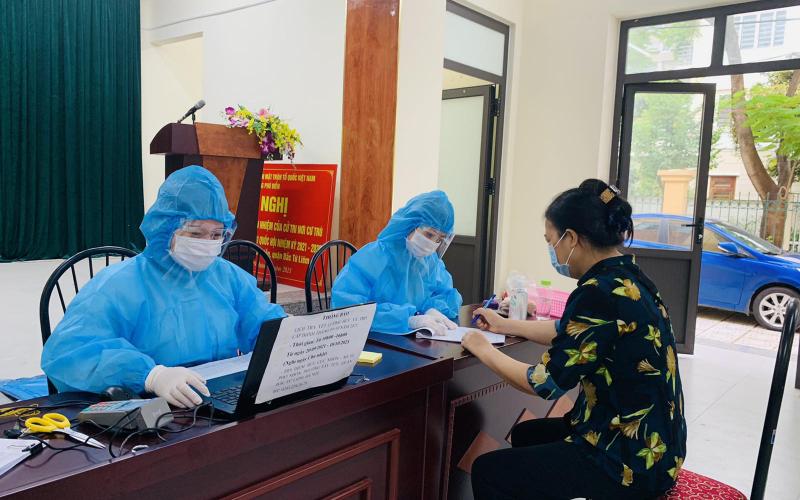 Bưu điện Hà Nội linh hoạt phương thức chi trả lương hưu, trợ cấp BHXH tháng 9, 10/2021