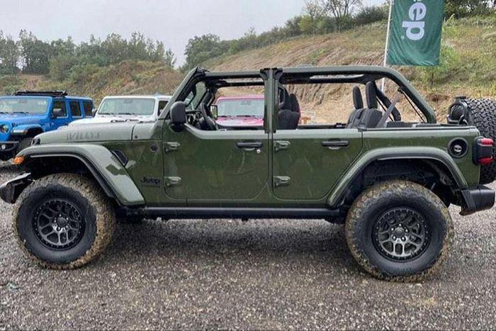 Jeep Wrangler Unlimited Willys phong cách quân đội cực ngầu » Cập nhật tin  tức Công Nghệ mới nhất 