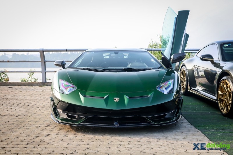 Chiêm ngưỡng Lamborghini Aventador SVJ xanh ngọc lục bảo của ông chủ chuỗi  nhà thuốc danh tiếng » Cập nhật tin tức Công Nghệ mới nhất |  