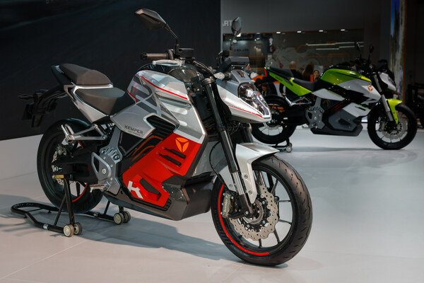 Yadea cho ra mắt KEMPER: Xe máy điện hiệu suất cao tại EICMA 2023