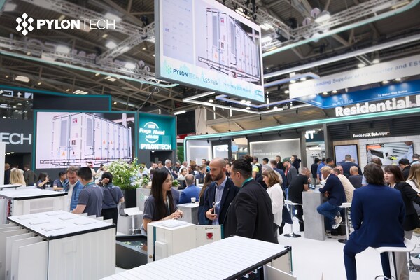 Nắm bắt cơ hội, phát triển vượt bậc: Pylontech ra mắt các giải pháp lưu trữ năng lượng C&I mới tại Intersolar 2025