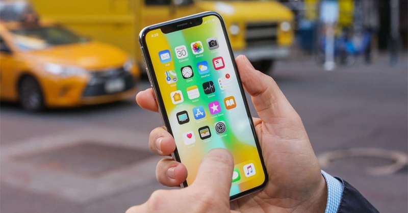 Màn hình iPhone lô là gì? Cách phân biệt với màn hình iPhone zin