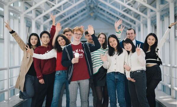 Mô hình giáo dục toàn cầu mới: Chương trình "Future Leaders" của Đại học Bắc Kinh chào đón khóa học thứ sáu