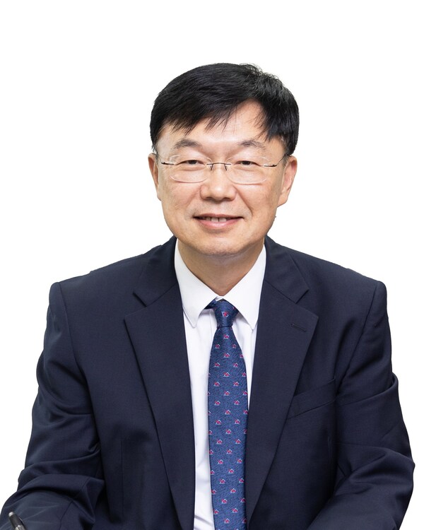 Bộ trưởng Bộ Dữ liệu và Thống kê kêu gọi tham gia Tổng điều tra dân số thế kỷ khi số lượng cư dân nước ngoài đạt mức kỷ lục